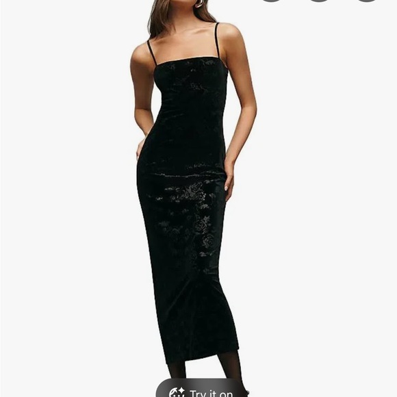 Reformation Elise velvet knit dress
NWT size S - Picture 2 of 3